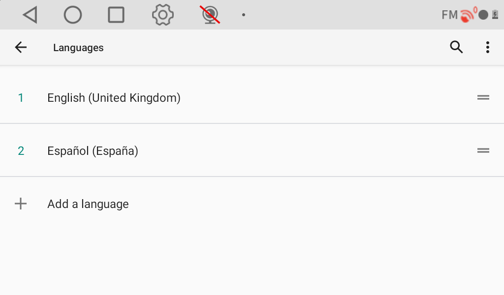 Ahora hay dos idiomas: hay que quitar el inglés